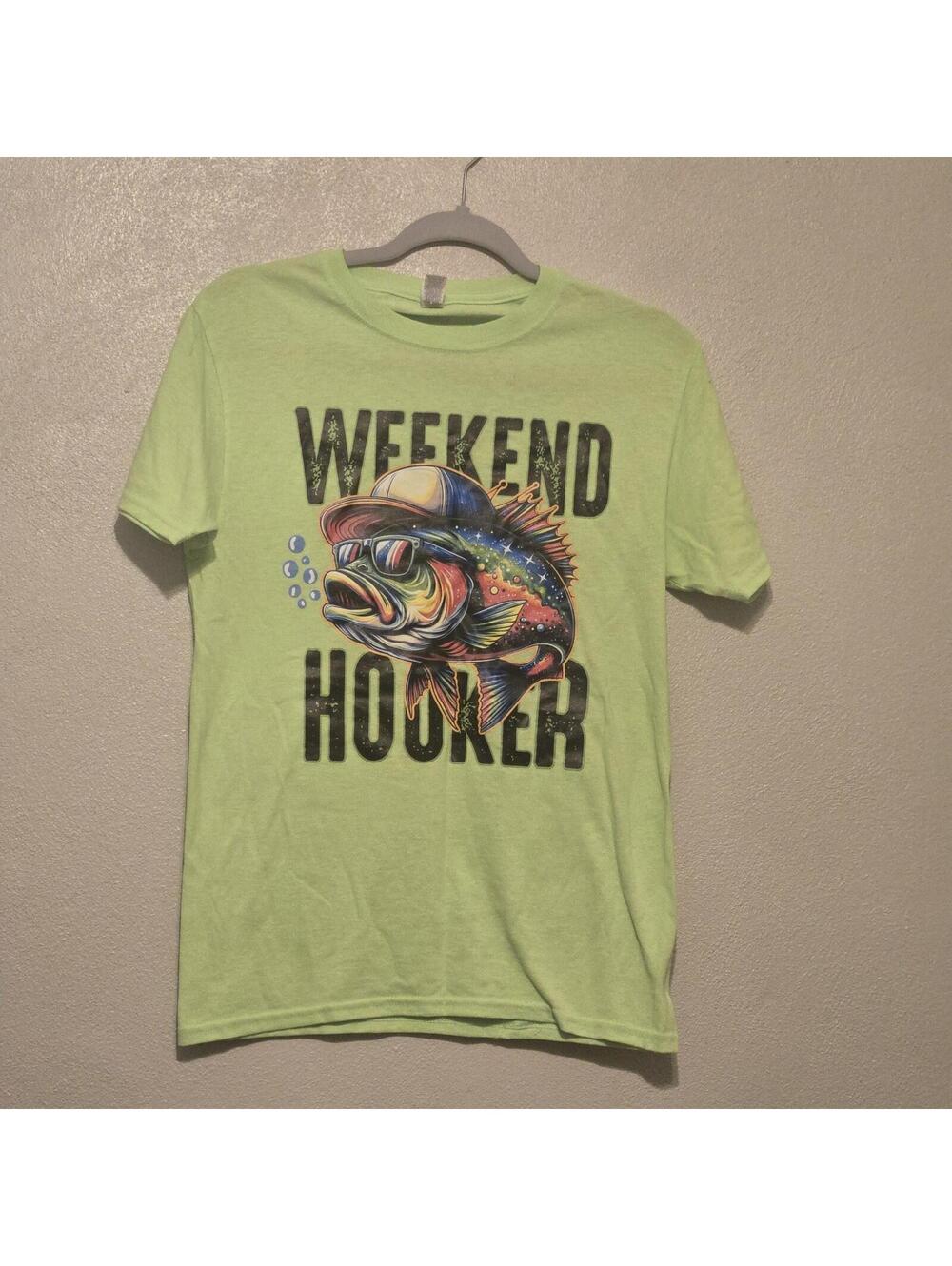 Weekend Hooker Fishing Shirt Bass Graphic Neon Lime Green Gildan Mens Large S